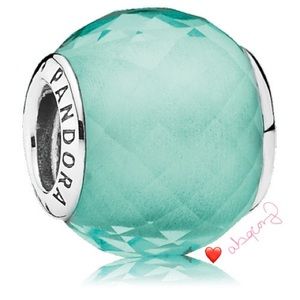 EUC Pandora 791499SGQ Sterling Silver Petite Facets Charm w/ Green Quartz